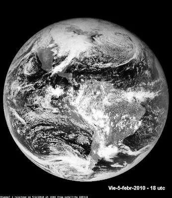 Meteorología Práctica: Planeta Tierra, en Blanco y Negro, a las ... Meteorología Práctica: Planeta Tierra, en Blanco y Negro, a las ...
