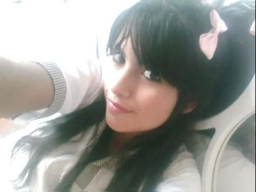 chica e | Mariaan Canela