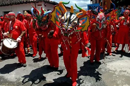 Mezcolanza: Diablos Danzantes de Corpus Christi