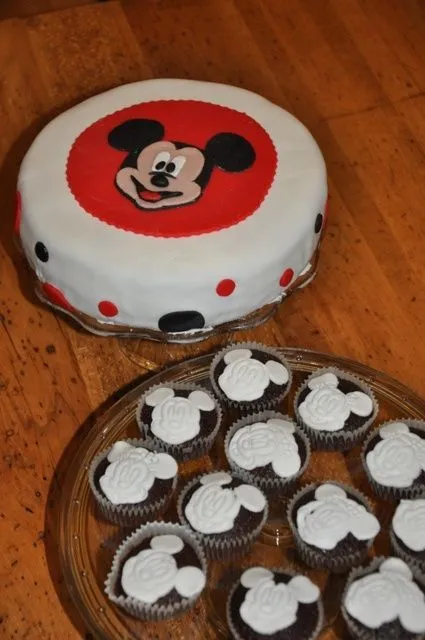 Mezőgazdasági torta helyett, egy szolid Mickey egér party - Mazsa ... Mezőgazdasági torta helyett, egy szolid Mickey egér party - Mazsa ...