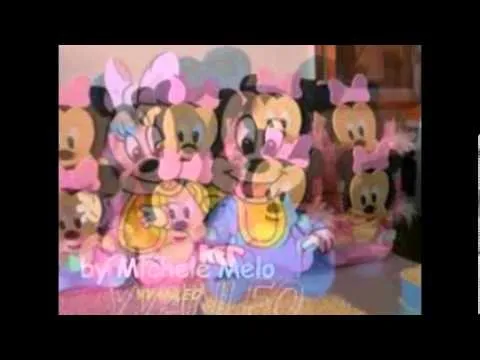 mickey bebe en goma eva - YouTube