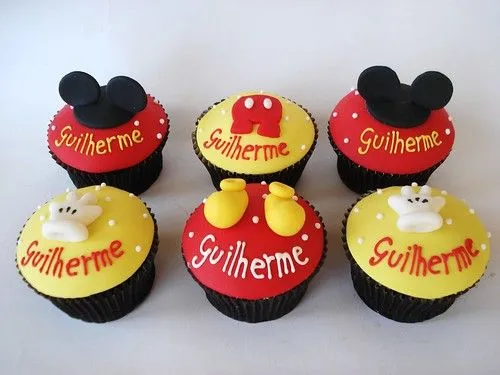 Mickey Mouse Cupcakes | bigFATcook