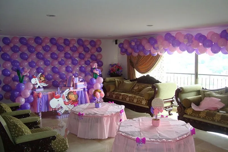 MIL ARTES MUJER: DECORACIÓN CON GLOBOS PARA BAUTIZO - BABY SHOWER