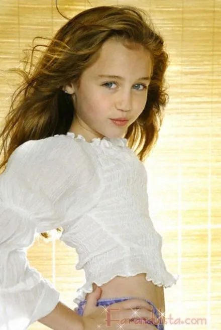 miley_cyrus_child_photos_1.jpg