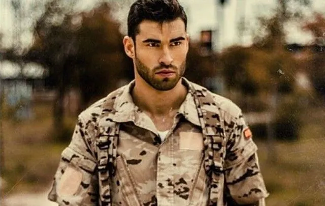 Un militar español fue elegido el hombre más lindo del mundo Un militar español fue elegido el hombre más lindo del mundo