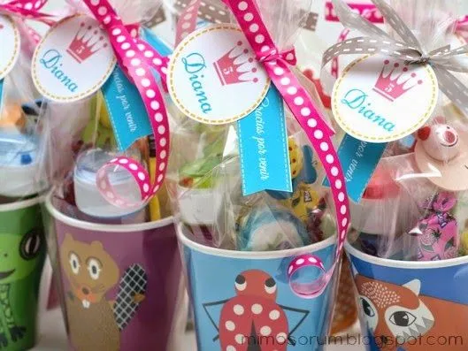 MIMOSORUM : Detalle de Cumpleaños con Vasos de Papel - Favor Bags ... MIMOSORUM : Detalle de Cumpleaños con Vasos de Papel - Favor Bags ...