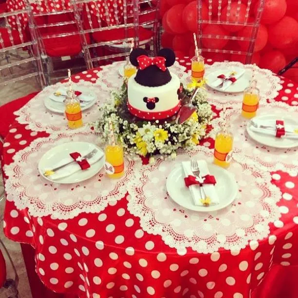 Mini Bolo centro de mesa Minnie e Mickey | Mimos de Dandan | Elo7