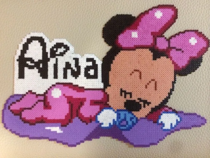 Mini con nombre hecho con hamabeads perler | Creaciones hama ... Mini con nombre hecho con hamabeads perler | Creaciones hama ...