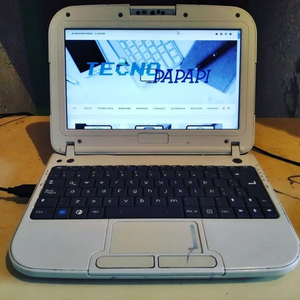 La minilaptop que sí triunfó: la Canaima - Tecnopapapi.com La minilaptop que sí triunfó: la Canaima - Tecnopapapi.com