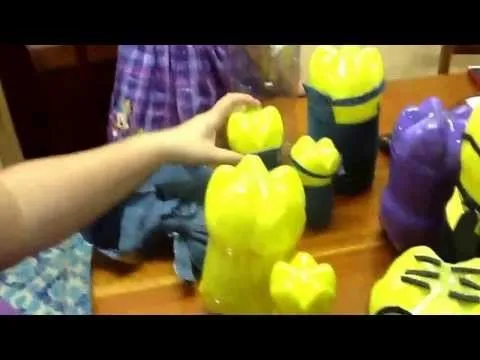 Minions hechos con botellas de plastico - YouTube Minions hechos con botellas de plastico - YouTube