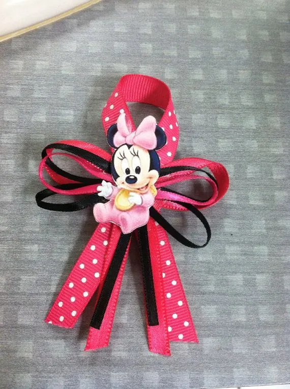 Minnie Mouse baby shower guest pins & Princess baby shower pins on ...