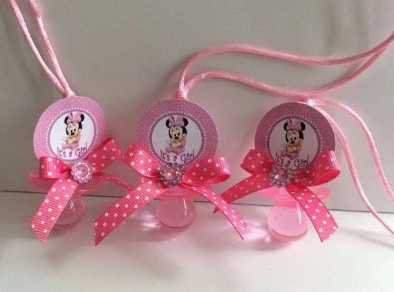 Minnie Mouse baby shower pacifiers Minnie por Marshmallowfavors