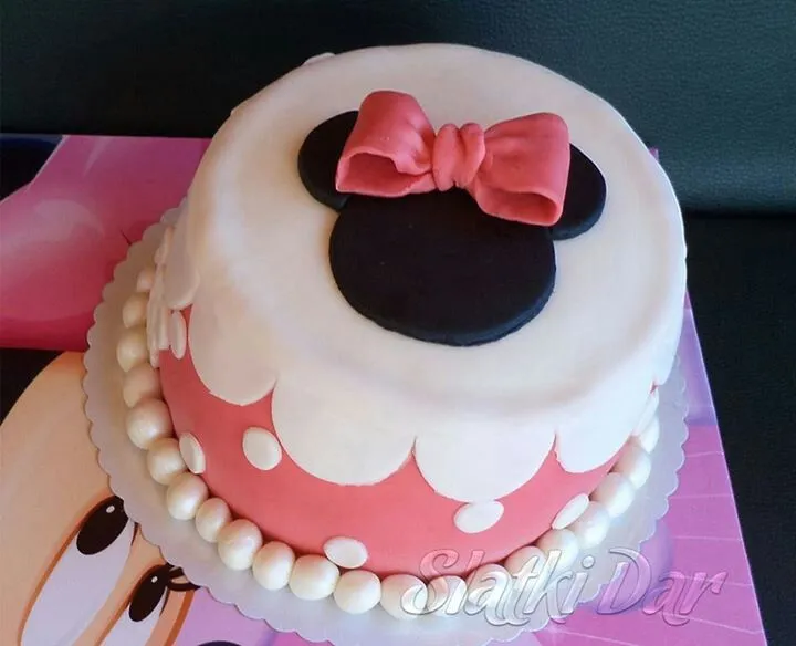 Minnie Mouse cake, torta Mini Maus | Cakes, cupcakes, petit fours ...