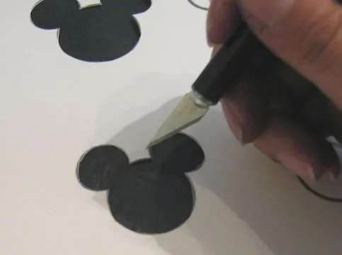 justJENN recipes – Minnie Mouse fondant heads how- justJENN recipes – Minnie Mouse fondant heads how-
