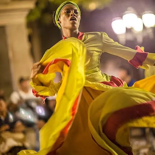 Mira todos los bailes típicos de la región caribe en un solo lugar! Mira todos los bailes típicos de la región caribe en un solo lugar!