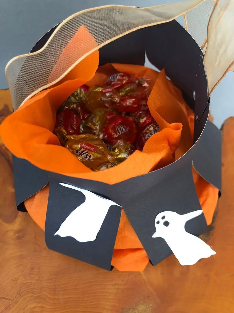 Mira Cómo Hacer un Dulcero Perfecto para Halloween | 24 pasos | homify Mira Cómo Hacer un Dulcero Perfecto para Halloween | 24 pasos | homify