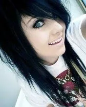 miren la chica esta,esmuy preciosa pero lastima q sea emo miren la chica esta,esmuy preciosa pero lastima q sea emo