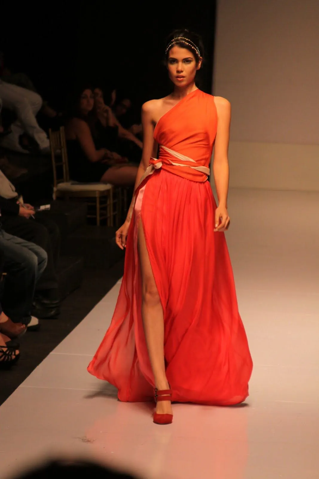 MISTER COPPOLA: LOOK/ FABIANA KÜBLER/ VENEZUELA IN MODA MISTER COPPOLA: LOOK/ FABIANA KÜBLER/ VENEZUELA IN MODA