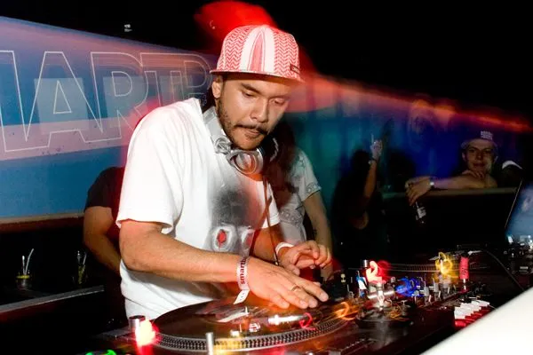 Mix: DJ Craze - "Best of 2013" | Pigeons & Planes Mix: DJ Craze - "Best of 2013" | Pigeons & Planes