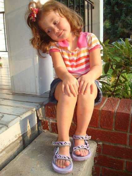 Moda para niñas: sandalias 2012-2013 | Planeta Niñas