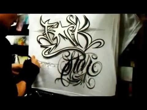 Modacalle zapatillas Peru Como dibujar graffitis en un polo - YouTube