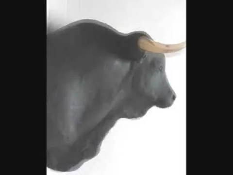 MODELADO DE CABEZA DE TORO - YouTube