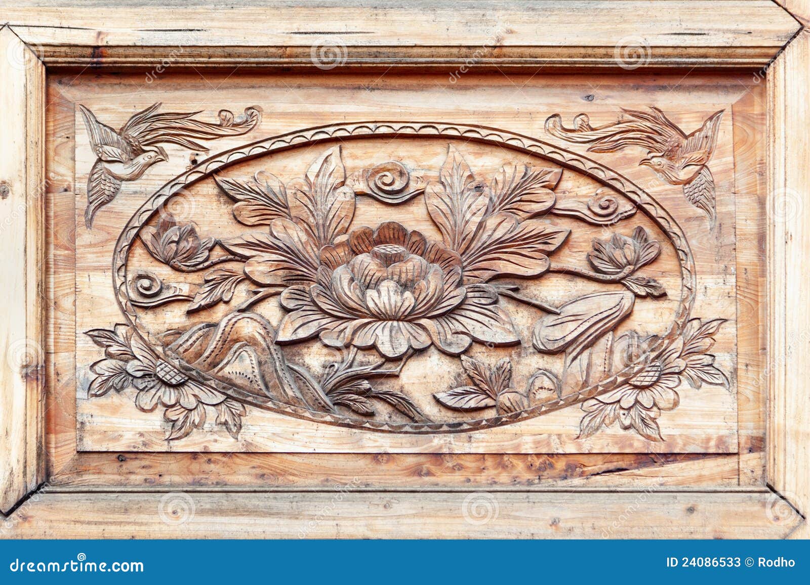 Modelo De La Flor Tallado En La Madera Fotos de archivo - Imagen ... Modelo De La Flor Tallado En La Madera Fotos de archivo - Imagen ...