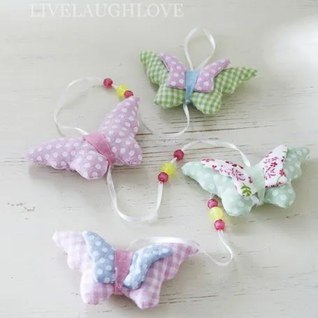 Modelos de mariposas de tela reciclada | El blog de trapillo.com Modelos de mariposas de tela reciclada | El blog de trapillo.com