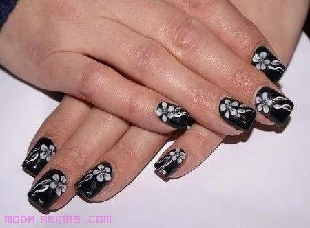 Tres modelos originales de manicura 2013