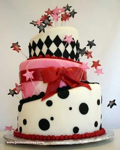 Nuevos modelos de tortas para tu fiesta de 15 años | Chica de 15 Nuevos modelos de tortas para tu fiesta de 15 años | Chica de 15