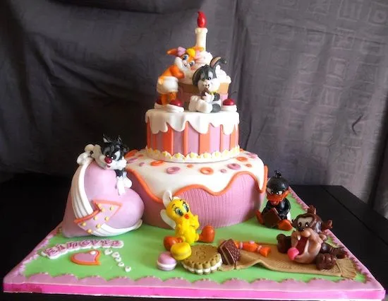 MODELOS TORTAS DE MOTIVO LOONEY TUNES BABY - Imagui