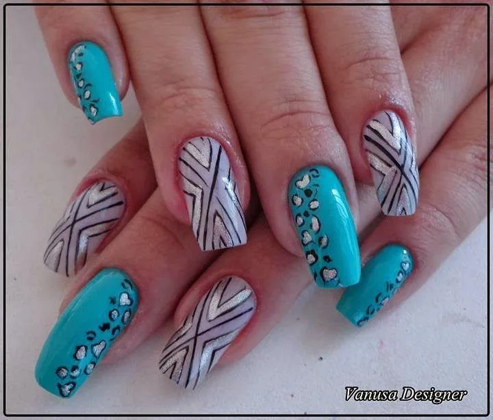 Modernas uñas decoradas para ver con lindos diseños y con ...