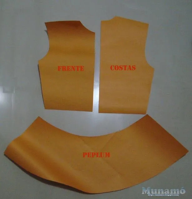 Munamó: Passo a passo de uma blusa de renda com peplum Munamó: Passo a passo de uma blusa de renda com peplum