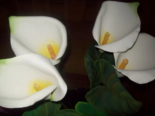 Flores de foami calas - Imagui