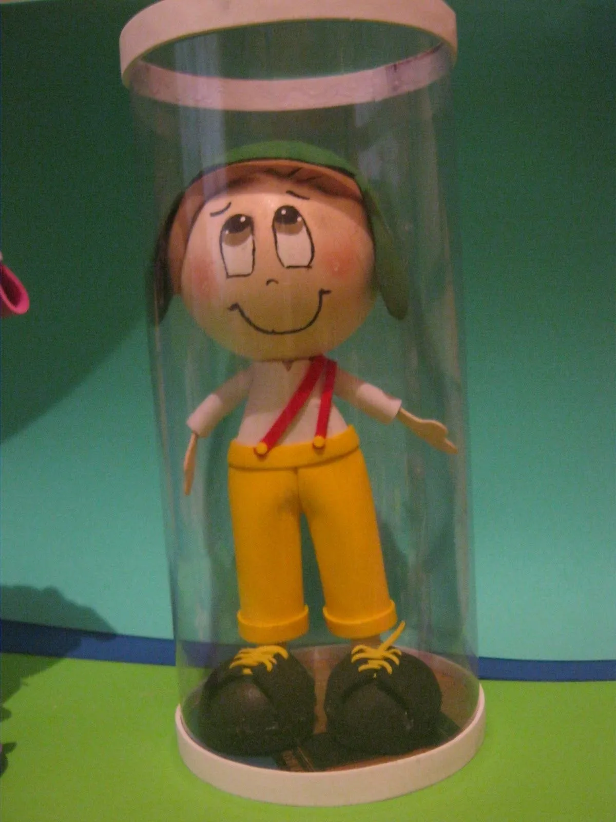 Como hacer el Chavo del 8 en foami - Imagui