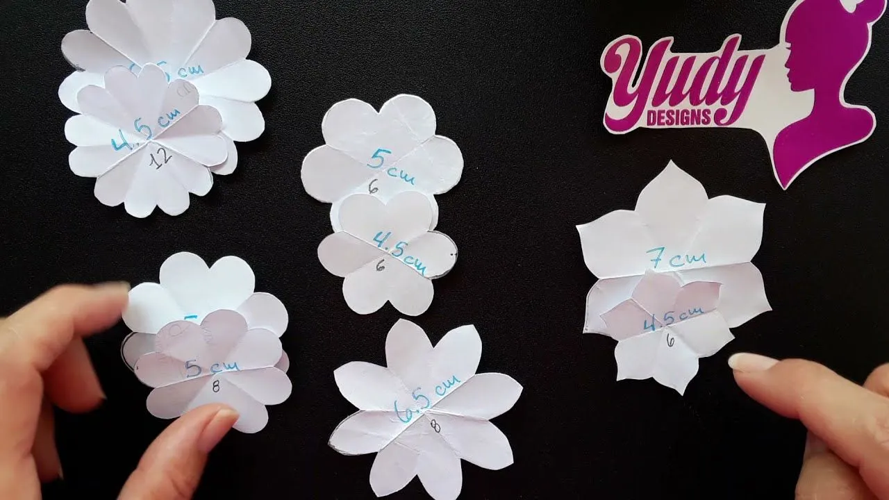 Moldes de Flores Fáciles. Flor de foami, vinil, fieltro o papel. - YouTube Moldes de Flores Fáciles. Flor de foami, vinil, fieltro o papel. - YouTube