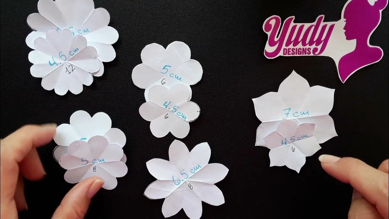 Moldes de Flores Fáciles. Flor de foami, vinil, fieltro o papel. - YouTube Moldes de Flores Fáciles. Flor de foami, vinil, fieltro o papel. - YouTube