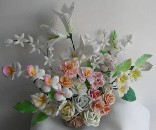 Ramo de flores de foami - Imagui
