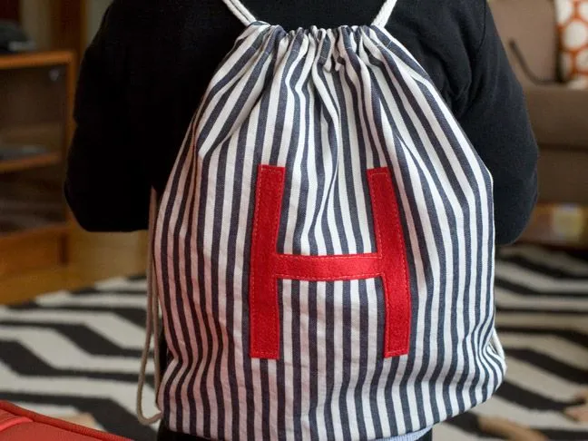 Patrones para hacer una mochila de tela - Imagui Patrones para hacer una mochila de tela - Imagui