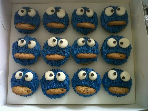 Moldes de monstruo come galletas - Imagui