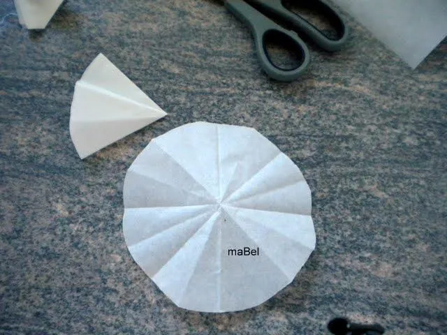 Moldes caseros de papel, pirotines para magdalenas, cupcakes ... Moldes caseros de papel, pirotines para magdalenas, cupcakes ...