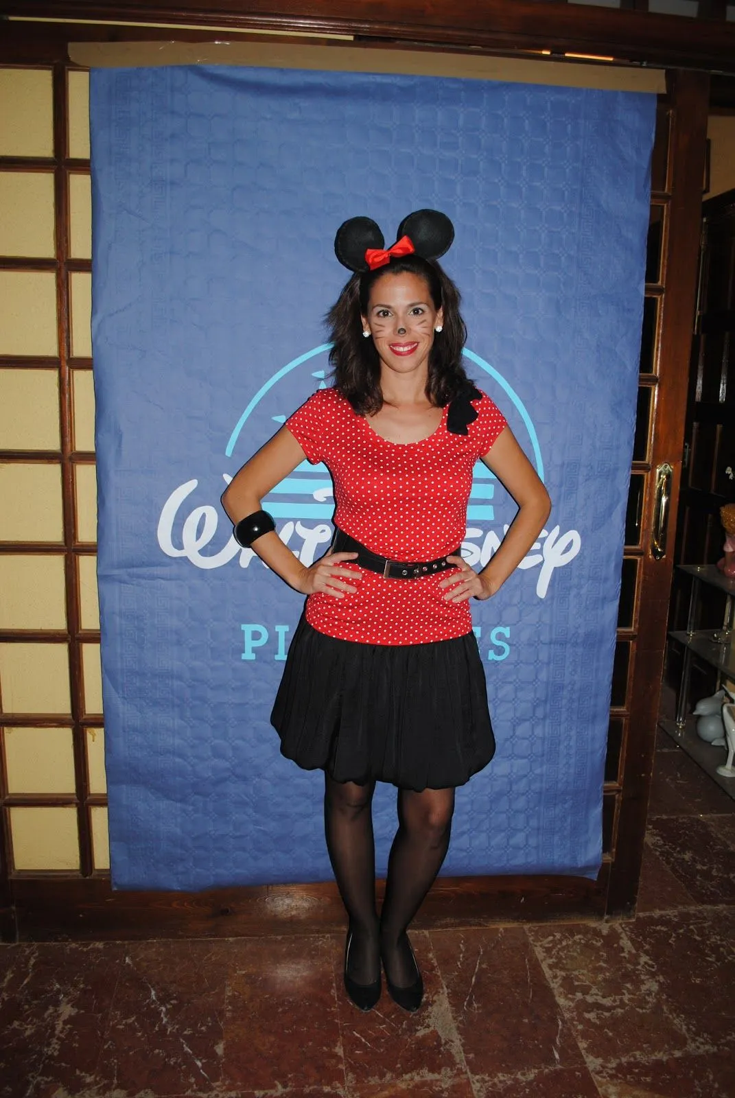 M de Momentos...: Disfraz de Disney Minnie Mouse M de Momentos...: Disfraz de Disney Minnie Mouse