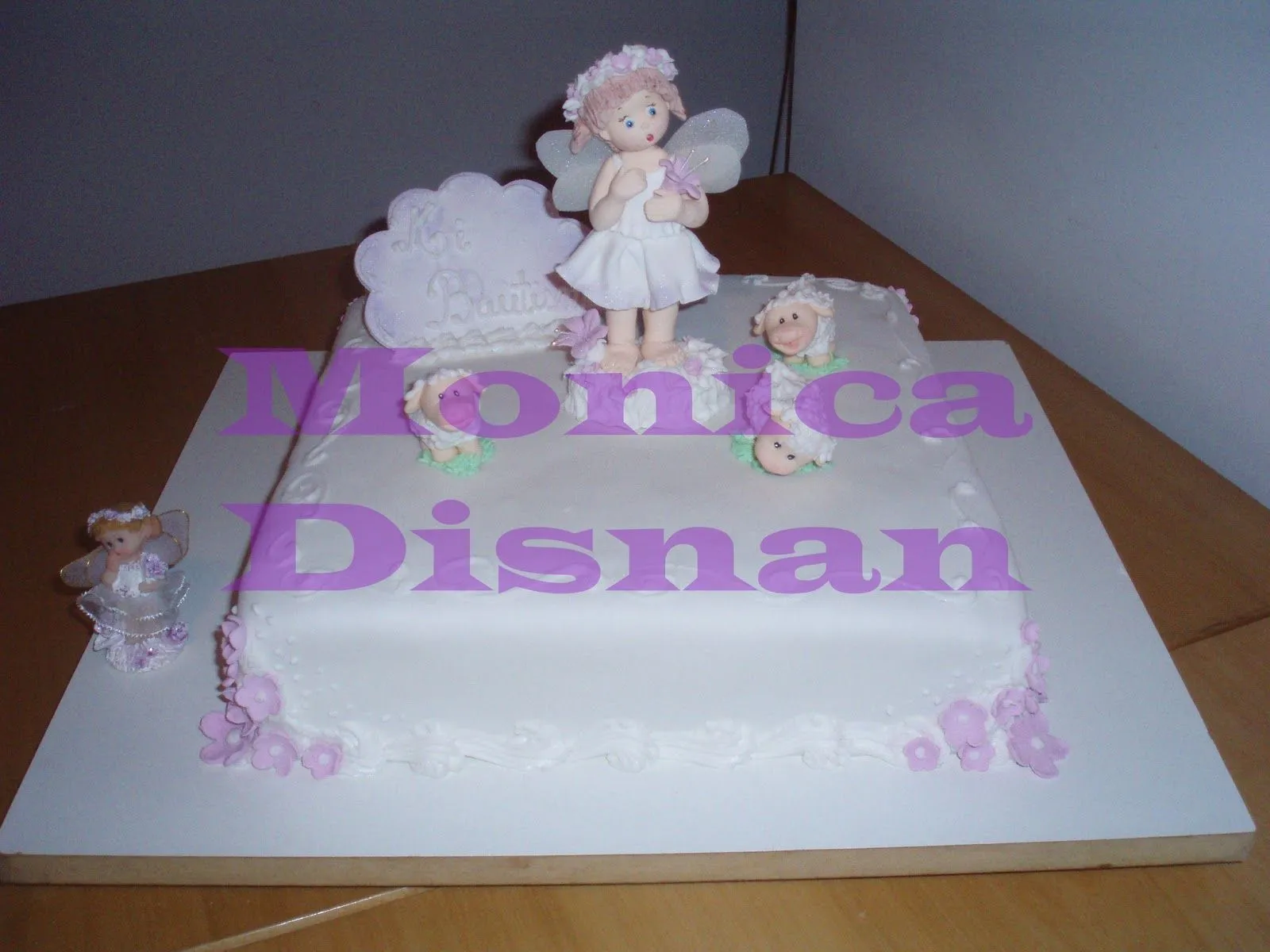 Mónica Disnan: TORTA DE COMUNIÓN