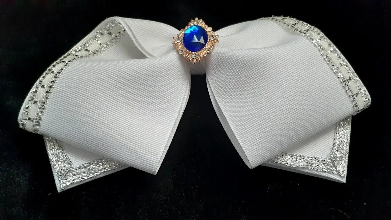 Moño charro de listón de 7.5cm #diy #bow #moñomexicano. - YouTube Moño charro de listón de 7.5cm #diy #bow #moñomexicano. - YouTube