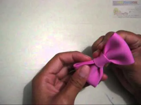 COMO HACER UN MOÑO O CORBATIN DOBLE CON FOAMY O GOMAEVA FÁCIL TIPS ... COMO HACER UN MOÑO O CORBATIN DOBLE CON FOAMY O GOMAEVA FÁCIL TIPS ...