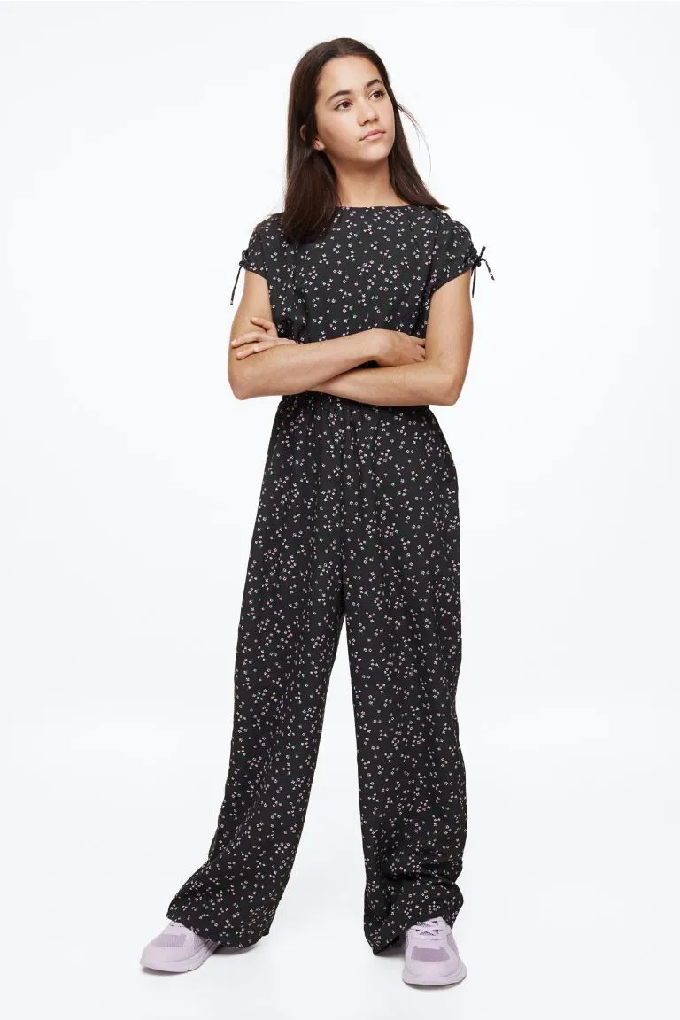 Mono de crepé - Gris oscuro/Flores pequeñas - Kids | H&M MX Mono de crepé - Gris oscuro/Flores pequeñas - Kids | H&M MX