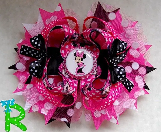 Moño para niñas de disney minnie mouse por RoshelysBowtique Moño para niñas de disney minnie mouse por RoshelysBowtique