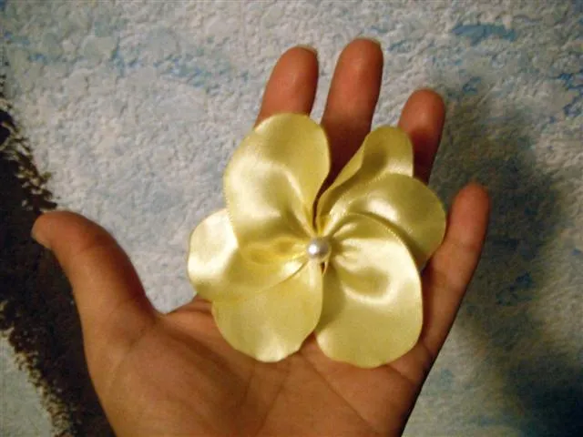 Moños para el cabello | . . . . . . . . . . . . El detalle que ... Moños para el cabello | . . . . . . . . . . . . El detalle que ...