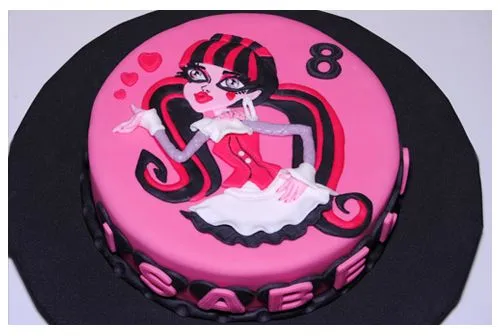 Tortas monster high draculaura - Imagui