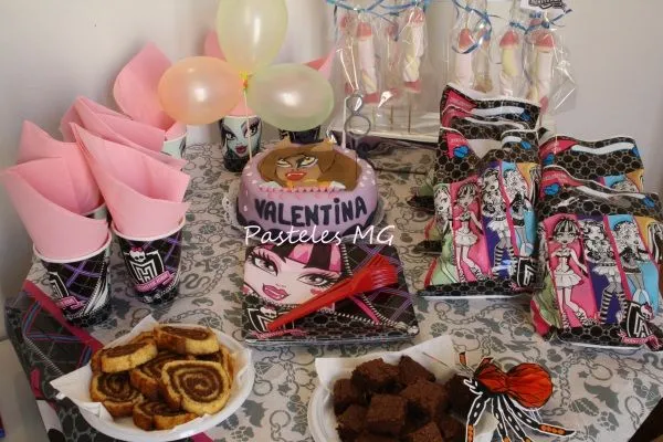Monster High Freaky Fab Blog: Pasteles de Monster High Monster High Freaky Fab Blog: Pasteles de Monster High